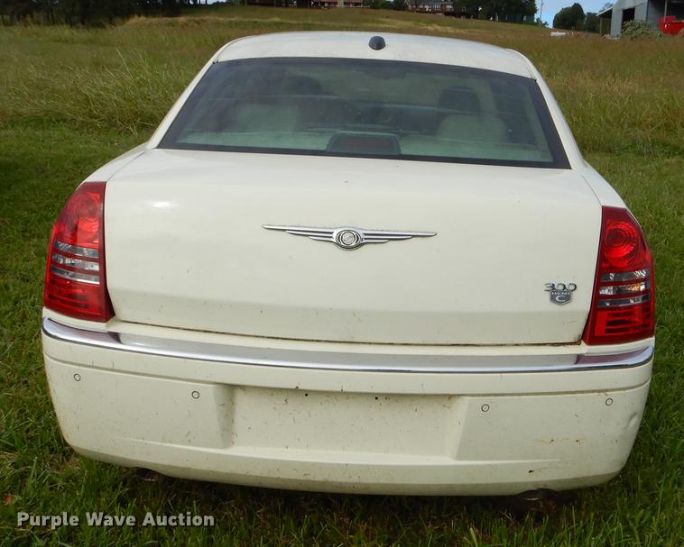 image for item EO9724 2005 Chrysler 300C