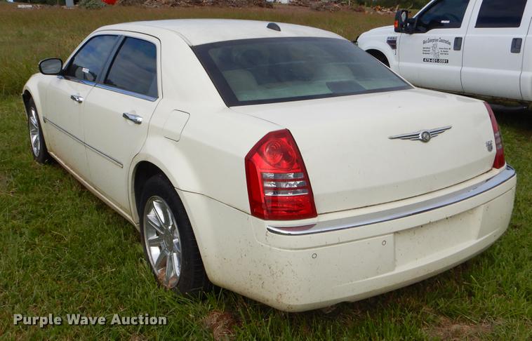 image for item EO9724 2005 Chrysler 300C