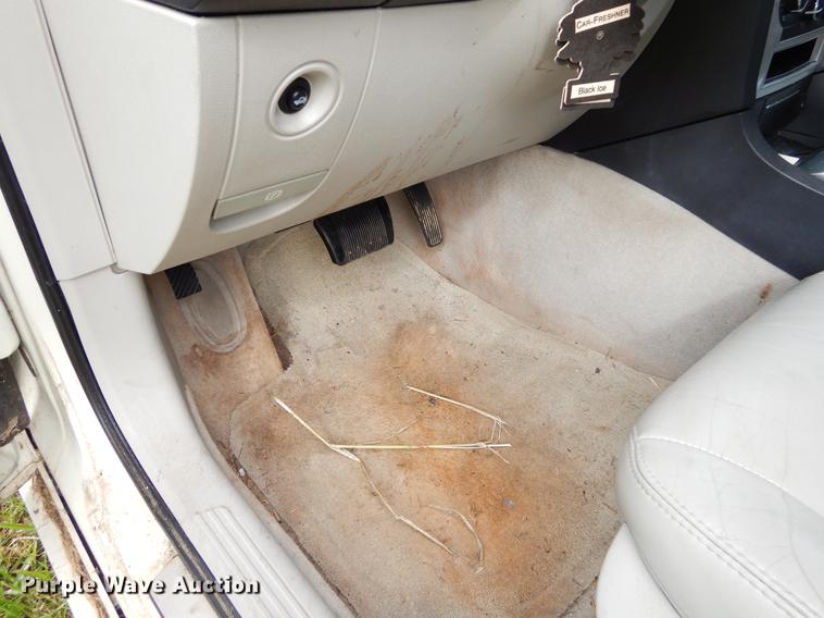 image for item EO9724 2005 Chrysler 300C