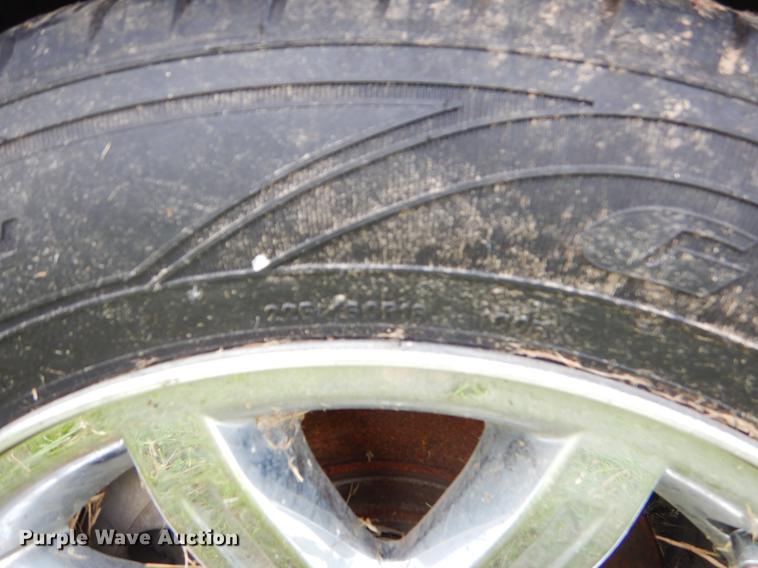 image for item EO9724 2005 Chrysler 300C