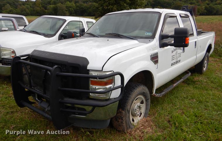 image for item EO9725 2008 Ford F250 Super Duty XL Crew Cab pickup truck