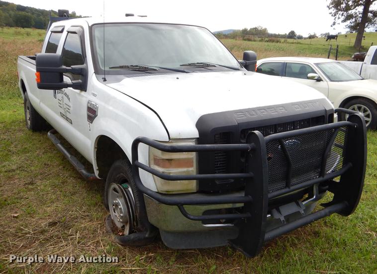 image for item EO9725 2008 Ford F250 Super Duty XL Crew Cab pickup truck