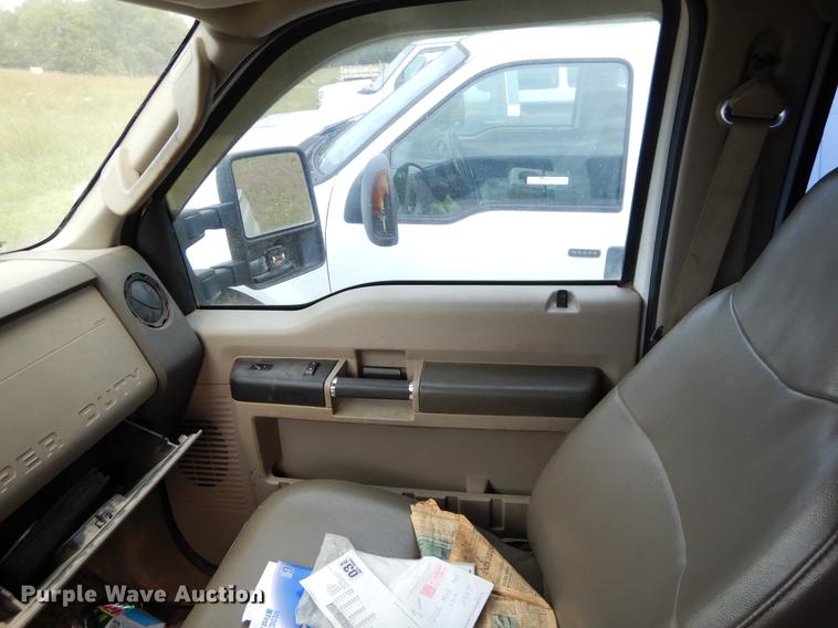 image for item EO9725 2008 Ford F250 Super Duty XL Crew Cab pickup truck
