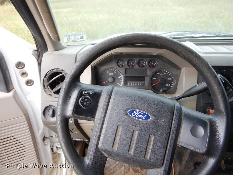 image for item EO9725 2008 Ford F250 Super Duty XL Crew Cab pickup truck