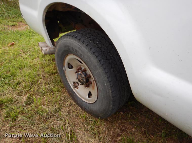 image for item EO9725 2008 Ford F250 Super Duty XL Crew Cab pickup truck