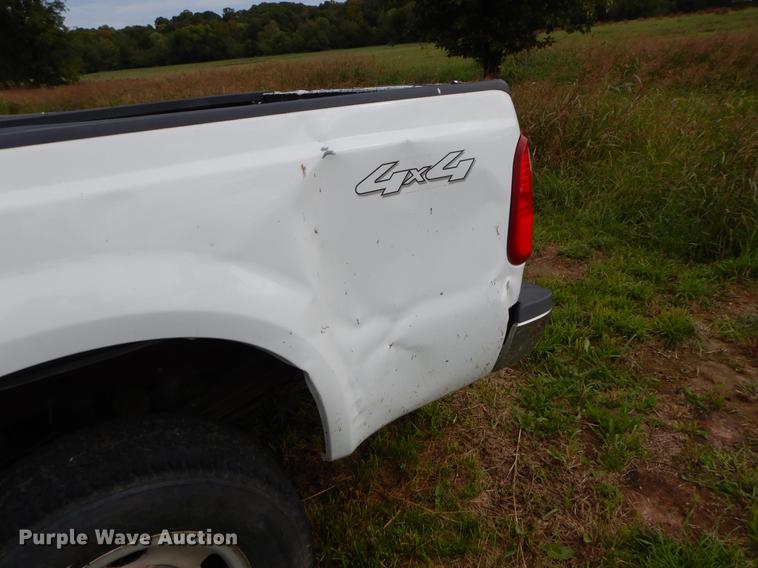 image for item EO9725 2008 Ford F250 Super Duty XL Crew Cab pickup truck