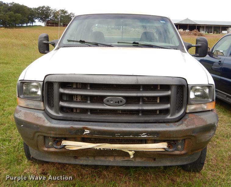 image for item EO9729 2004 Ford F350 Super Duty Crew Cab pickup truck