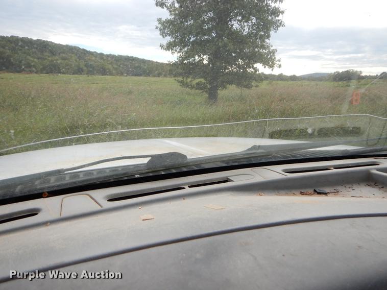 image for item EO9729 2004 Ford F350 Super Duty Crew Cab pickup truck