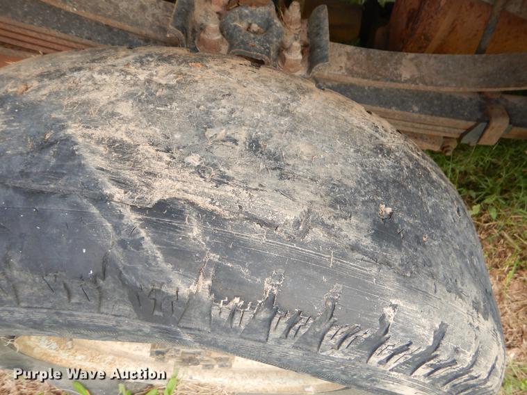 image for item EO9729 2004 Ford F350 Super Duty Crew Cab pickup truck