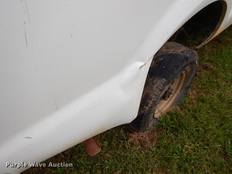 image for item EO9729 2004 Ford F350 Super Duty Crew Cab pickup truck