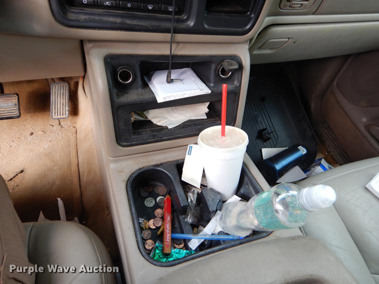 image for item EO9730 2005 Chevrolet Suburban 1500 Z71 SUV