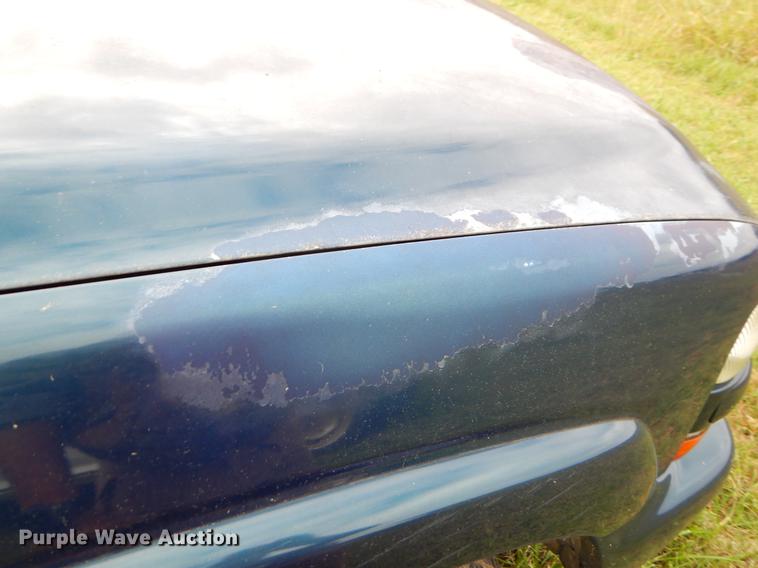 image for item EO9730 2005 Chevrolet Suburban 1500 Z71 SUV