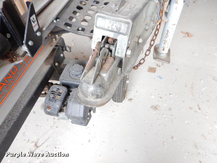 image for item EO9736 1986 Cobalt boat