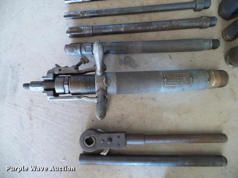 image for item EP9539 Mueller D-5 tapping machine