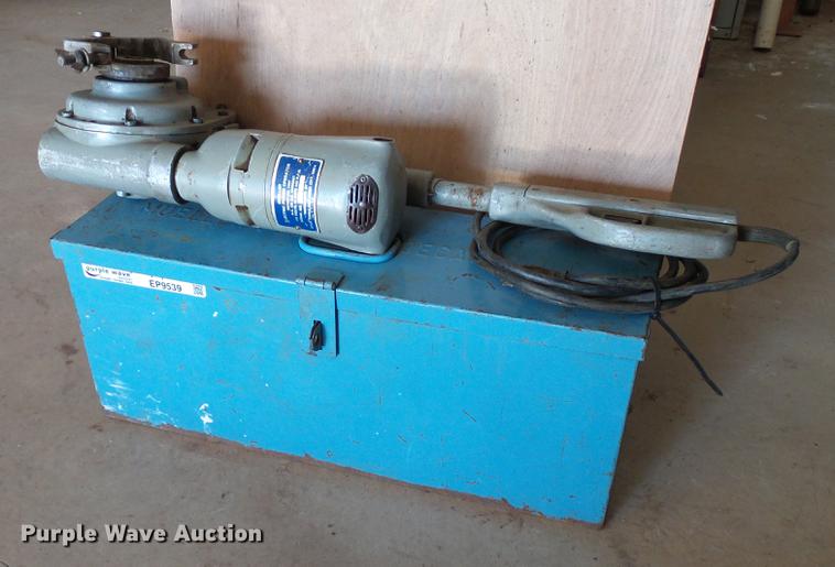 image for item EP9539 Mueller D-5 tapping machine