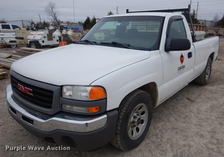 image for item ER9292 2006 GMC Sierra 1500 pickup truck