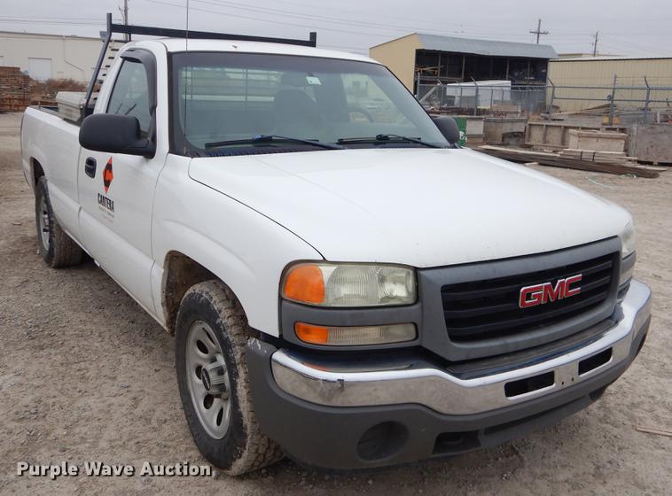 image for item ER9292 2006 GMC Sierra 1500 pickup truck