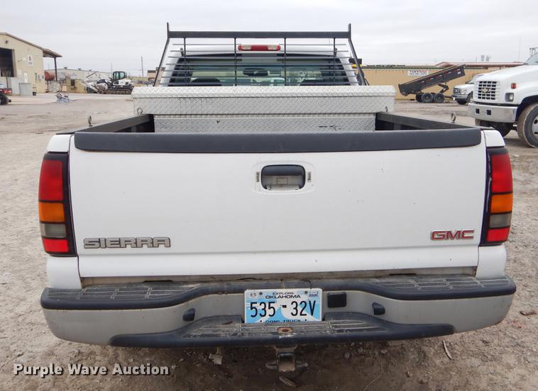image for item ER9292 2006 GMC Sierra 1500 pickup truck