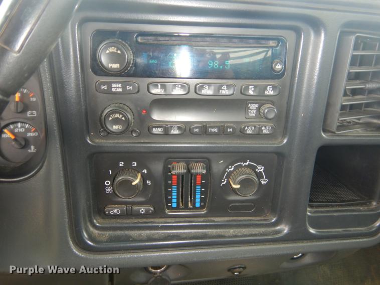 image for item ER9292 2006 GMC Sierra 1500 pickup truck