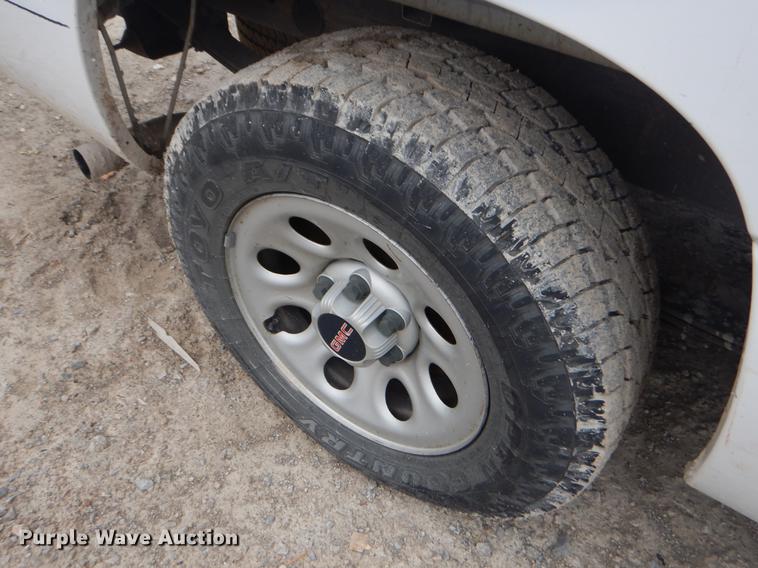 image for item ER9292 2006 GMC Sierra 1500 pickup truck