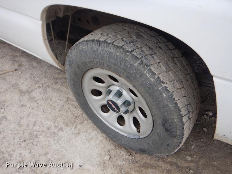 image for item ER9292 2006 GMC Sierra 1500 pickup truck