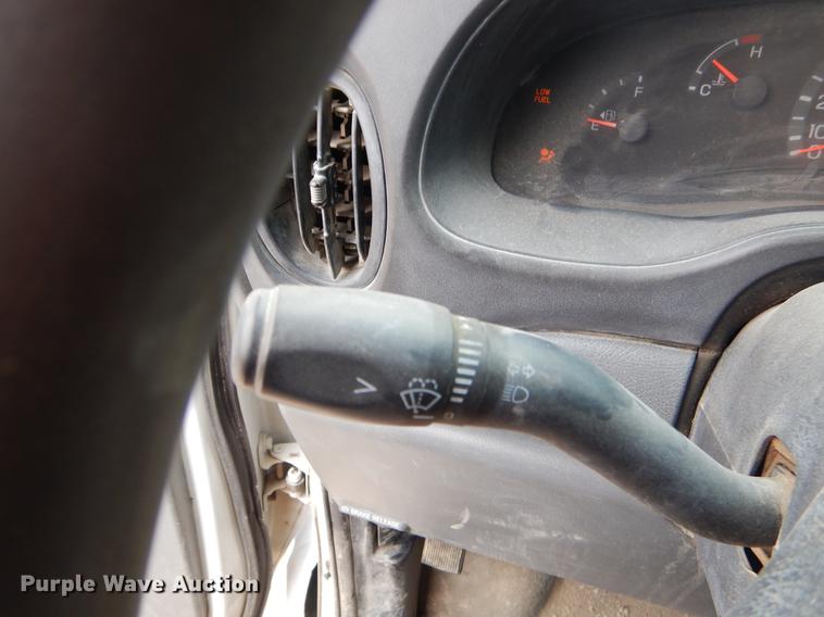 image for item ER9293 2003 Ford E350 Super Duty XLT van