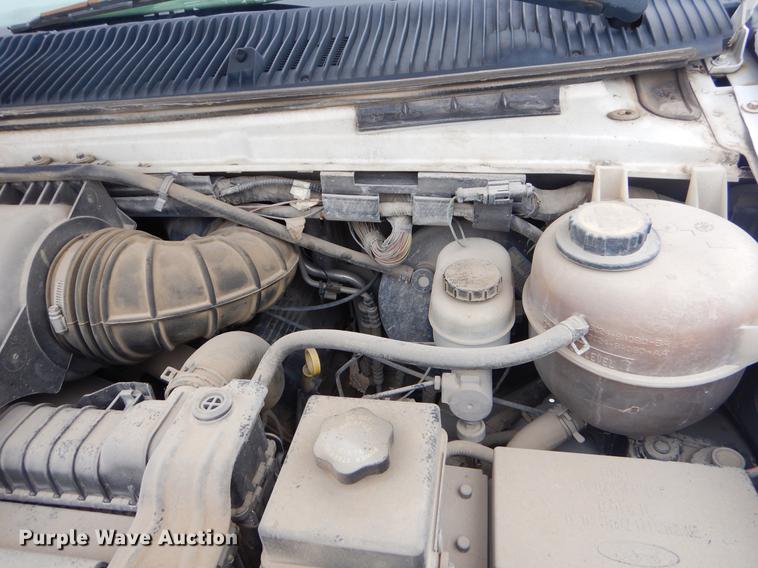 image for item ER9293 2003 Ford E350 Super Duty XLT van