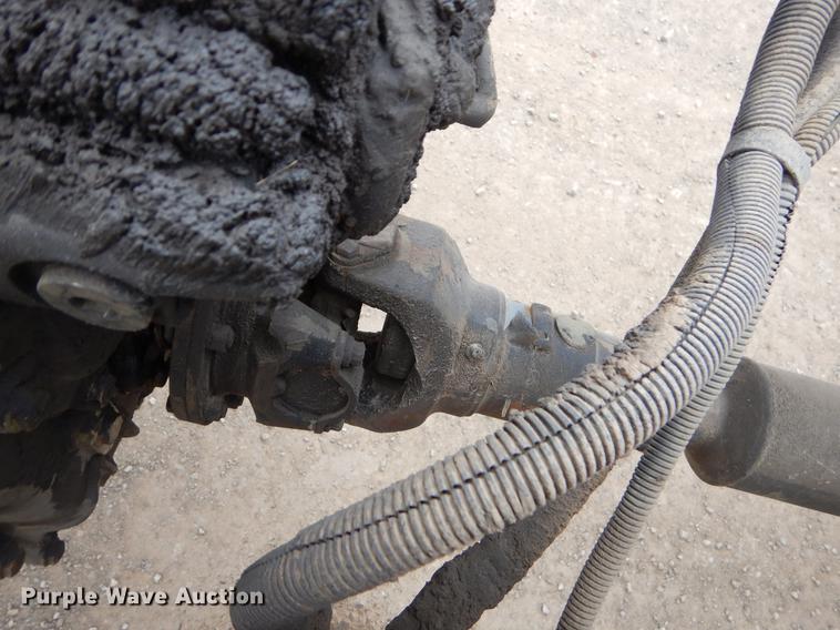 image for item ER9306 2001 Freightliner FL70 truck cab and chassis