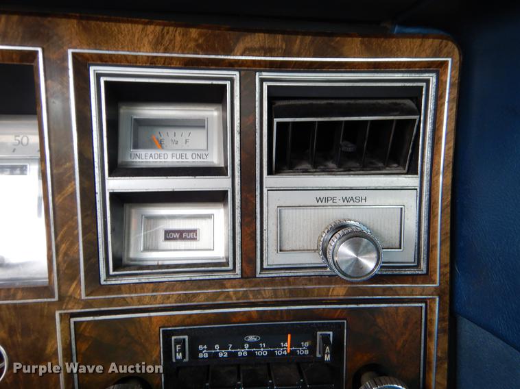 image for item ER9318 1977 Lincoln Continental Mark V