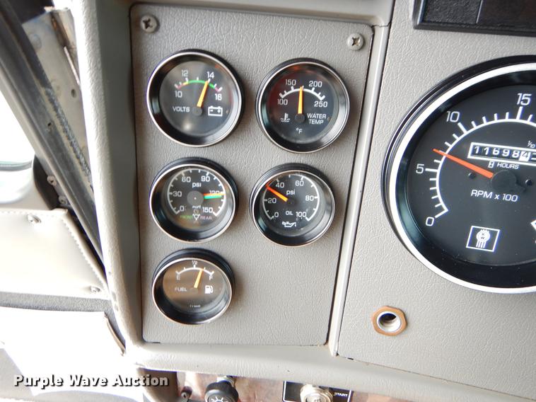 image for item ER9326 2005 Kenworth T300 propane fuel truck