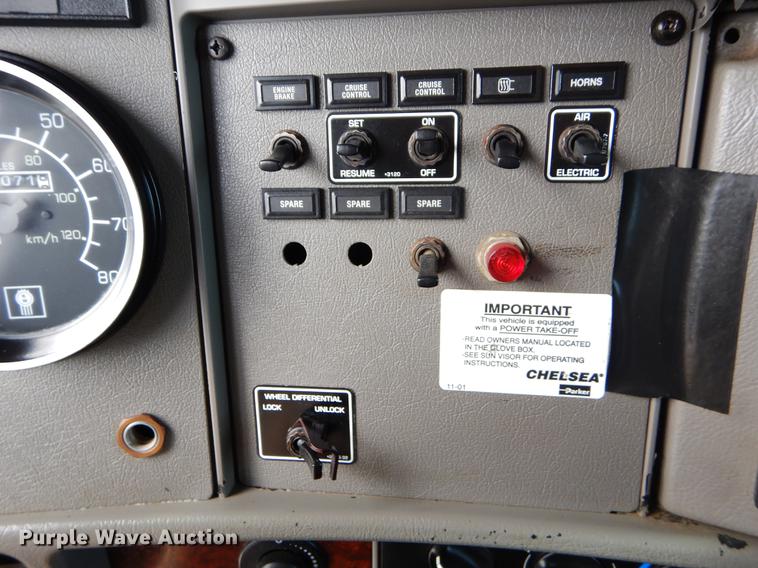 image for item ER9326 2005 Kenworth T300 propane fuel truck