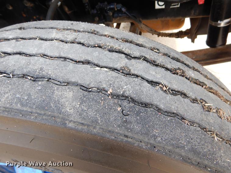 image for item ER9326 2005 Kenworth T300 propane fuel truck