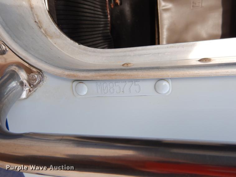 image for item ER9326 2005 Kenworth T300 propane fuel truck