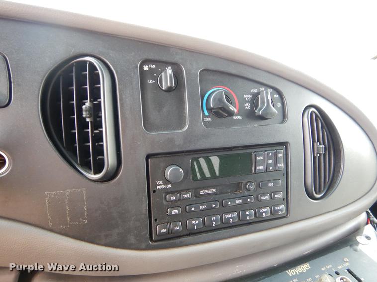 image for item ER9329 1998 Ford Econoline E450 party bus