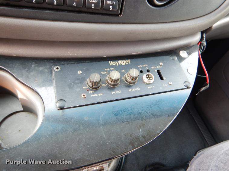 image for item ER9329 1998 Ford Econoline E450 party bus