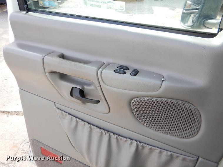 image for item ER9329 1998 Ford Econoline E450 party bus