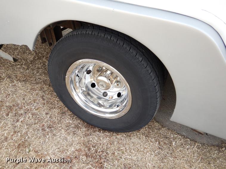 image for item ER9329 1998 Ford Econoline E450 party bus