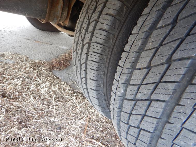 image for item ER9329 1998 Ford Econoline E450 party bus