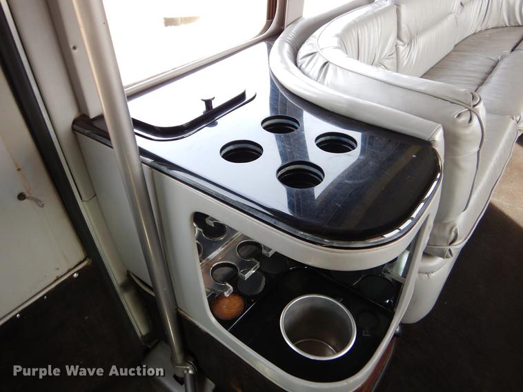 image for item ER9329 1998 Ford Econoline E450 party bus