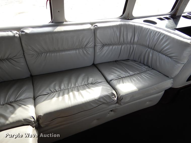 image for item ER9329 1998 Ford Econoline E450 party bus