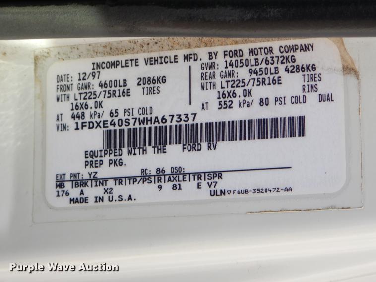 image for item ER9329 1998 Ford Econoline E450 party bus