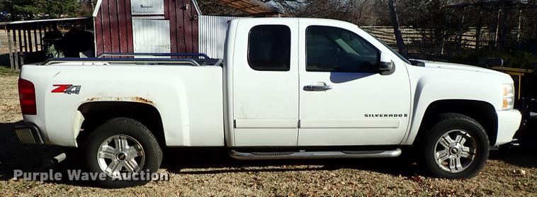 image for item ES9445 2008 Chevrolet Silverado 1500 Ext. Cab pickup truck