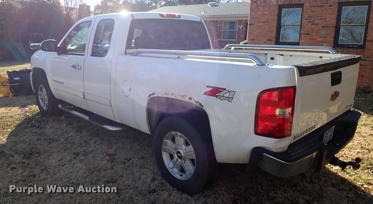 image for item ES9445 2008 Chevrolet Silverado 1500 Ext. Cab pickup truck