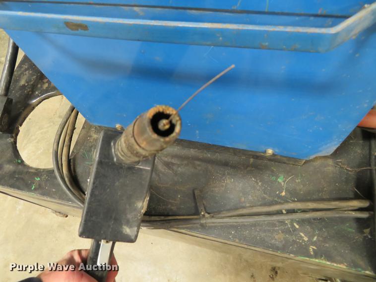 image for item EV9542 Miller Spoolmate 200 welder