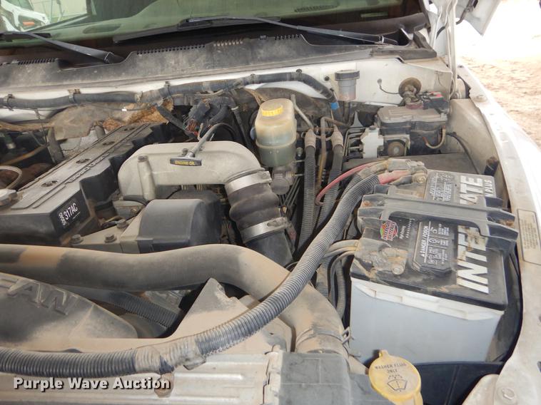 image for item EW9531 2002 Dodge Ram 3500 Laramie SLT flatbed pickup truck