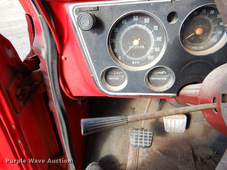 image for item EW9589 1969 Chevrolet C60 grain truck