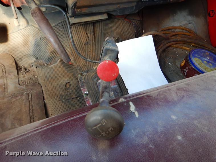 image for item EW9589 1969 Chevrolet C60 grain truck