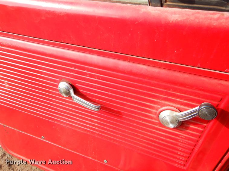 image for item EW9589 1969 Chevrolet C60 grain truck