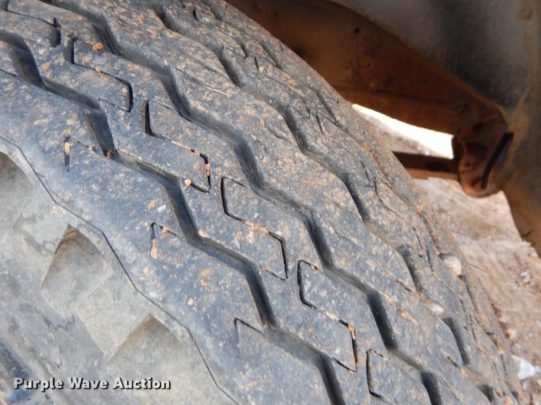 image for item EW9589 1969 Chevrolet C60 grain truck