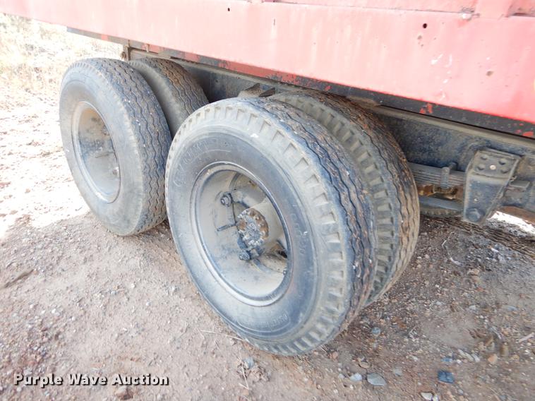 image for item EW9589 1969 Chevrolet C60 grain truck